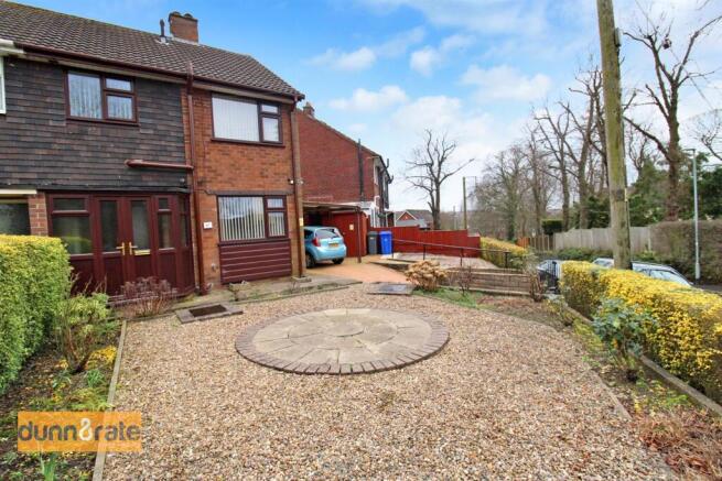 2 bed property, in Marychurch Road, £160,000