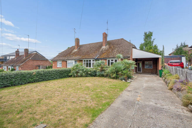 2 bed property, in Roman Way, £500,000