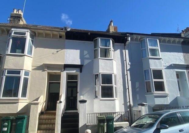2 bed property, in Pevensey Road, £175,000