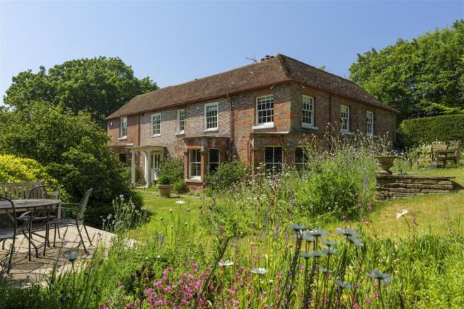 6 bed property, in Mount Pleasant & The Cottage, £1,500,000