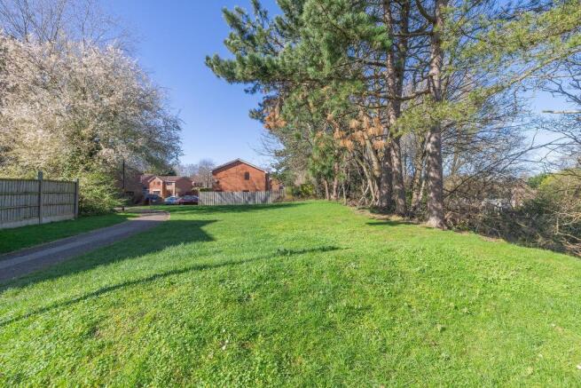 Land, in Sparrey Drive, £250,000