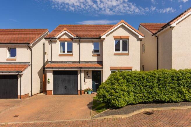 4 bed property, in 34 Cannon Street, £340,000