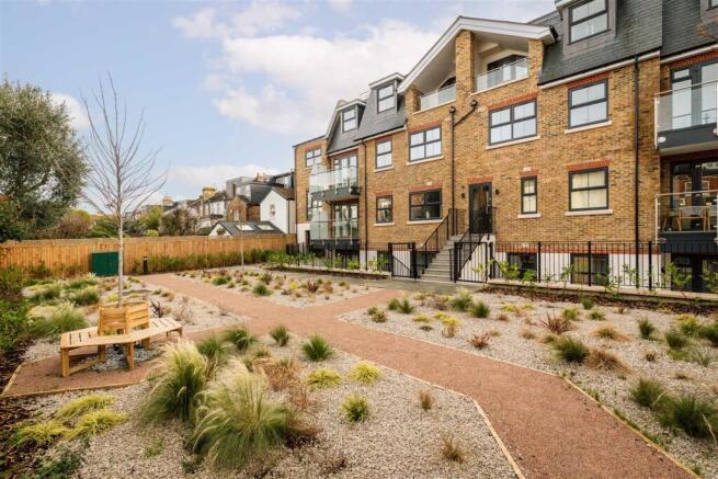 1 bed property, in Primo Court, £475,000