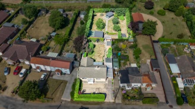 3 bed property, in Smallholdings Road, £289,500