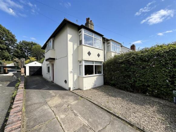3 bed property, in Church Avenue, £365,000