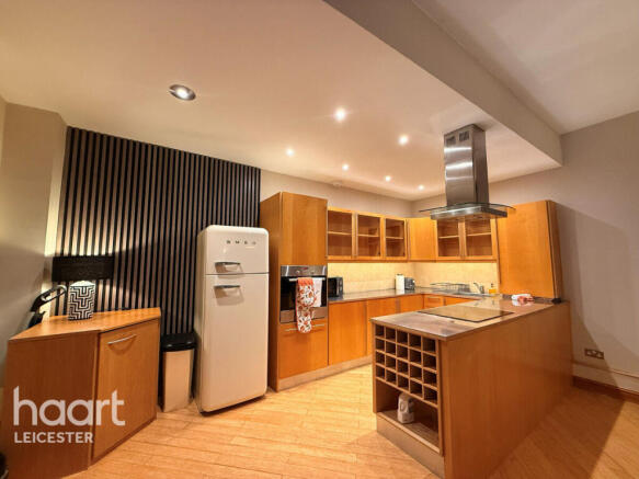 2 bed property, in Berridge Street, £150,000