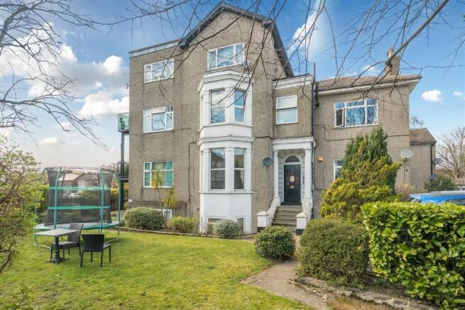 Studio, in Dagnall Park, £100,000