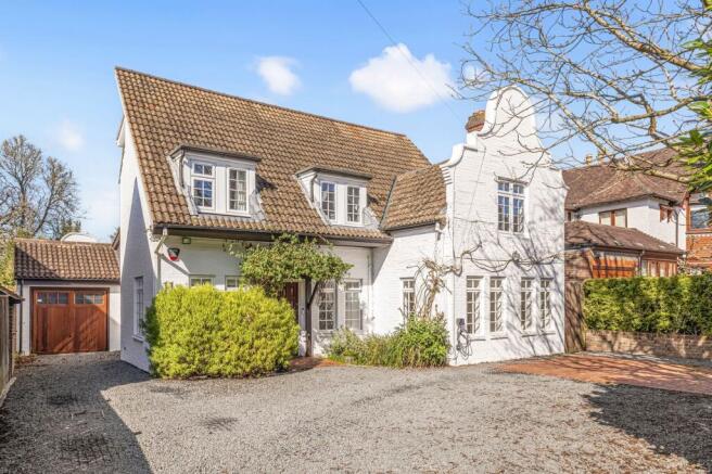 6 bed property, in Wimblehurst Road, £1,350,000