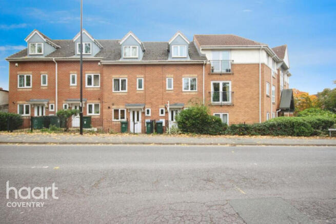 3 bed property, in Thackeray Road, £210,000