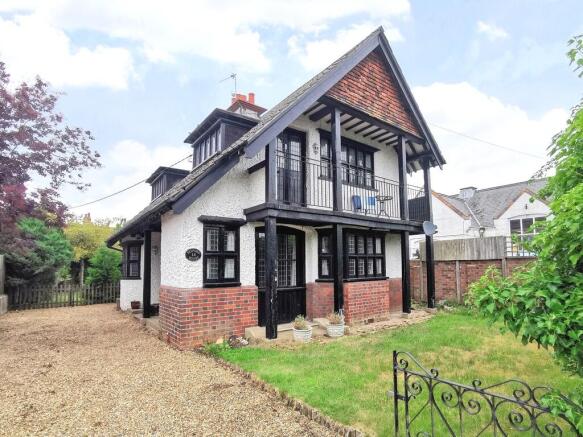 3 bed property, in Scales Street, £400,000