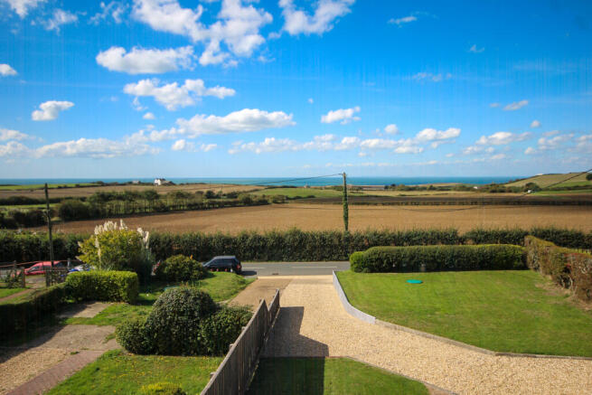 2 bed property, in Westview Cottages, £350,000