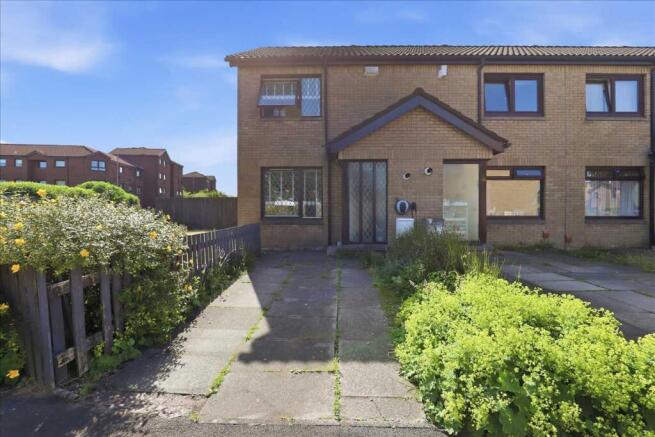 2 bed property, in Lansbury Gardens, £120,000