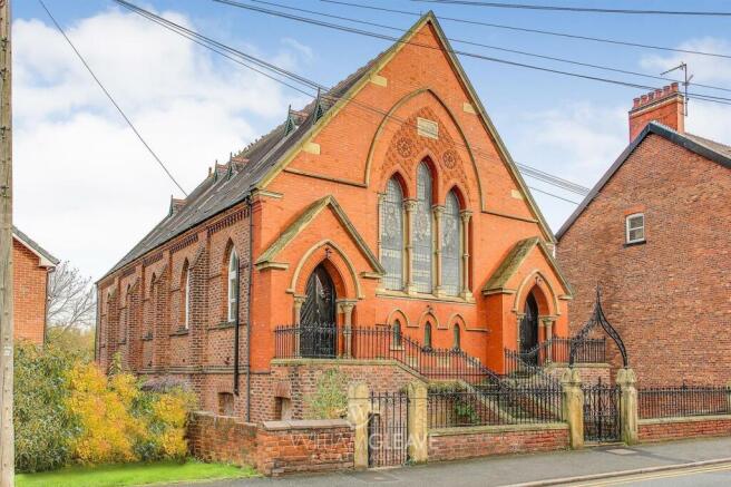2 bed property, in St Johns Church, £85,000