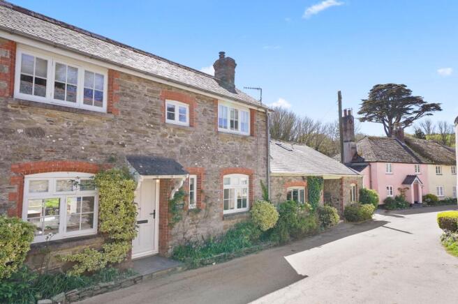 2 bed property, in South Pool, £650,000