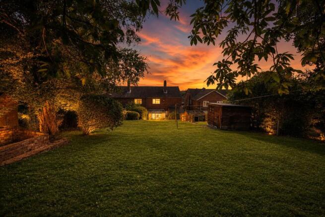 3 bed property, in Highfields, £550,000