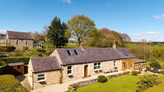 4 bed property, in The Cottage, £485,000