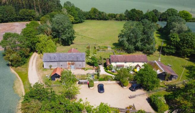 6 bed property, in Creeting St. Mary, £1,150,000