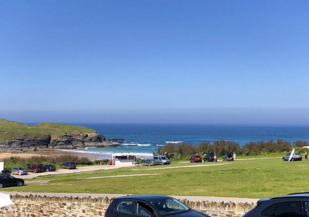 2 bed property, in Treyarnon Bay, £495,000