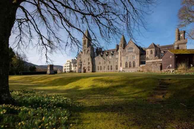 2 bed property, in 6 The Old School Highland Club, £220,000