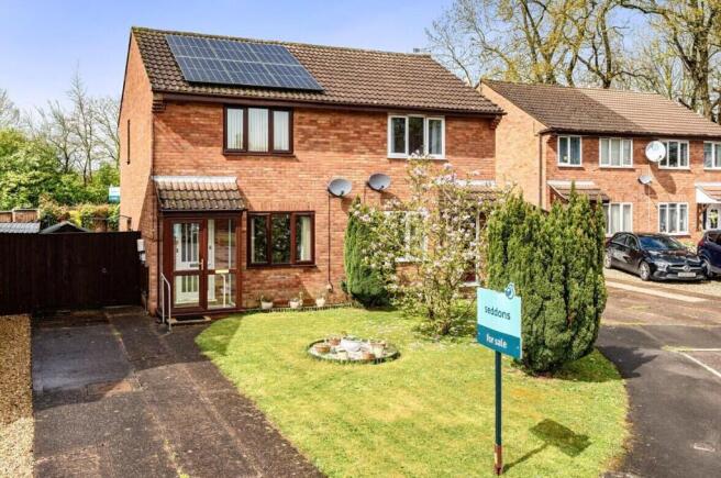 2 bed property, in Tamarind, £185,000