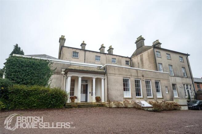 2 bed property, in Burton Hall, £200,000