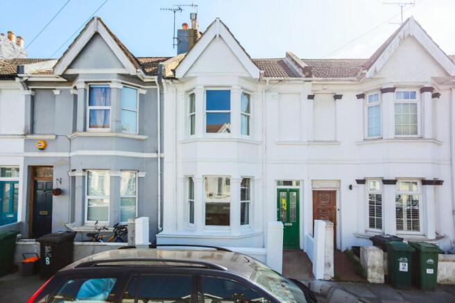 3 bed property, in Mortimer Road, £600,000