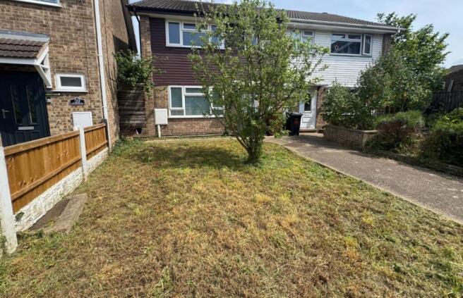 3 bed property, in 61 Collingwood Road, £135,000