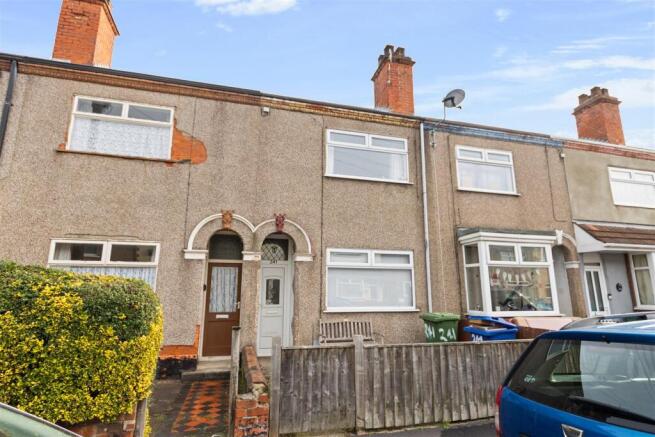 3 bed property, in Convamore Road, £75,000