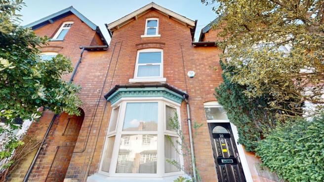 3 bed property, in Woodthorpe Road, £550,000