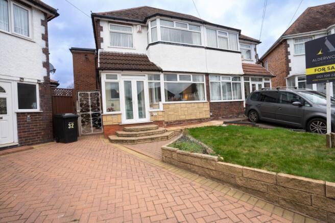 4 bed property, in Deepdale Avenue, £319,950