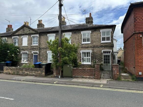 2 bed property, in Bury Street, £210,000