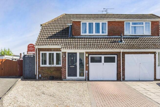 3 bed property, in Slade Drive, £325,000