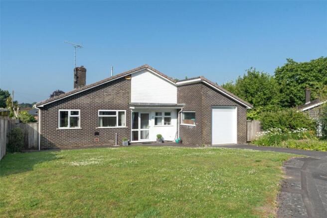 2 bed property, in Venator Place, £465,000