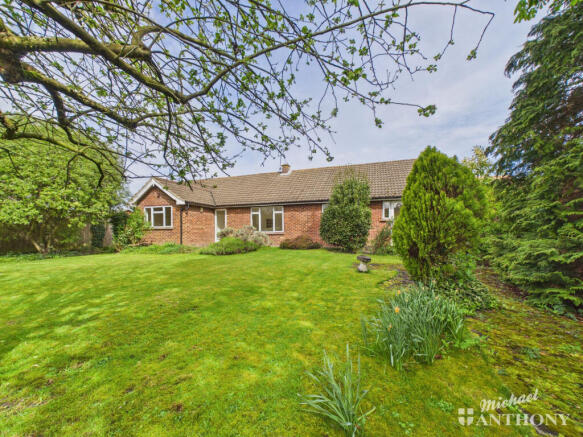 5 bed property, in Tor-Bay, £650,000