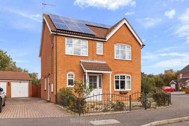 4 bed property, in Navensby Close, £220,000