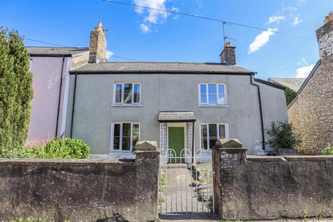 3 bed property, in 5 High Street, £400,000