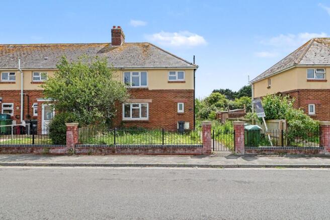 Land, in Hereford Road, £135,000
