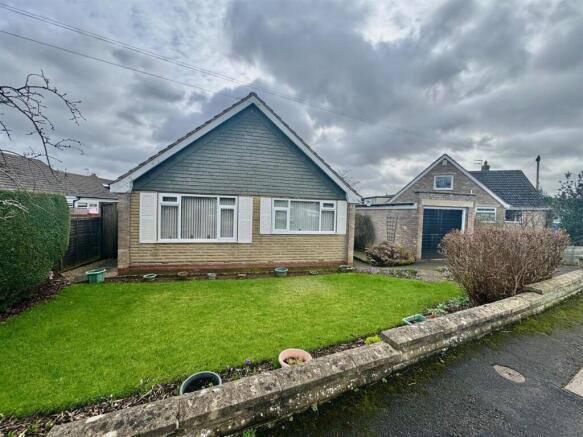 3 bed property, in Hewley Drive, £295,000
