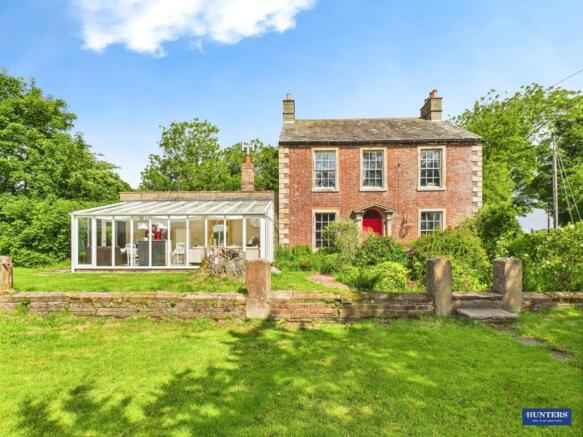 4 bed property, in Brownrigg House, £525,000