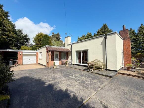 4 bed property, in Langrar, £395,000