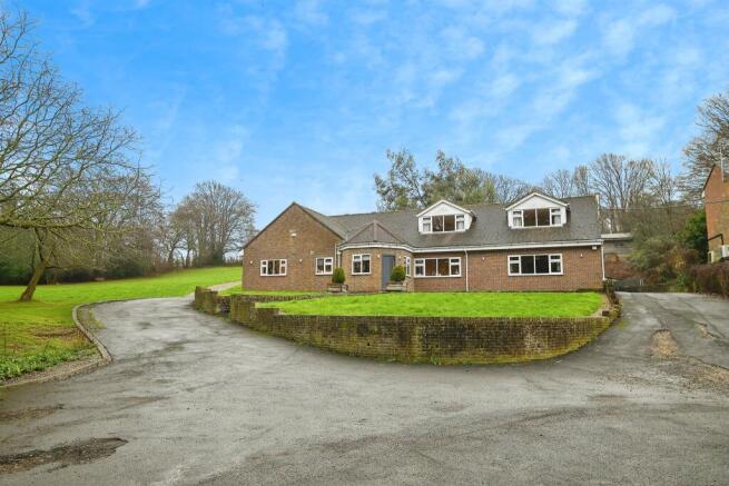 5 bed property, in Maidstone Road, £1,250,000
