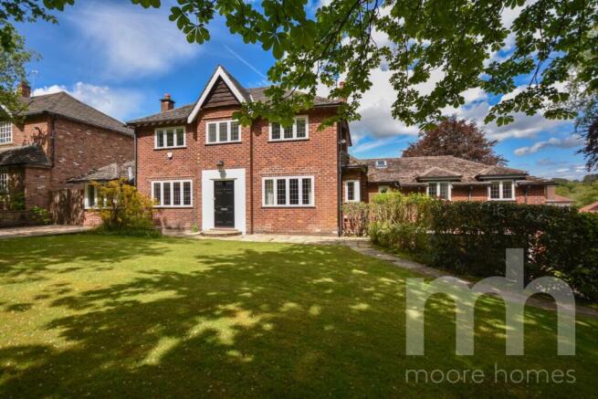 5 bed property, in BROADWALK, £1,300,000