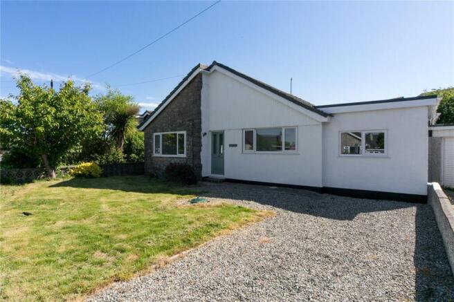 4 bed property, in Garth Drive, £280,000