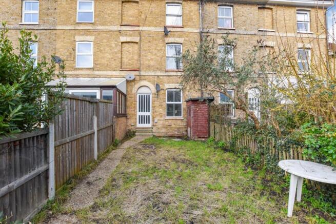 1 bed property, in Stock Chase, £138,000