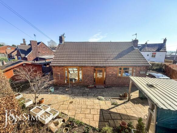 3 bed property, in Adelaide Street, £325,000