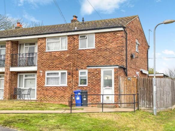 2 bed property, in North Way, £225,000