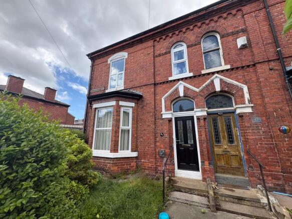 3 bed property, in Hardcastle Road, £170,000