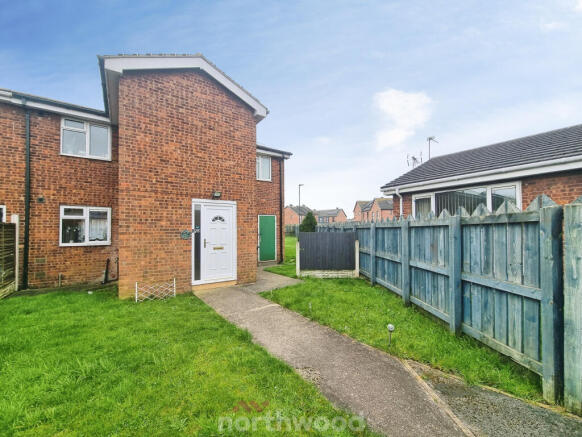 4 bed property, in Borrowdale Close, £115,000
