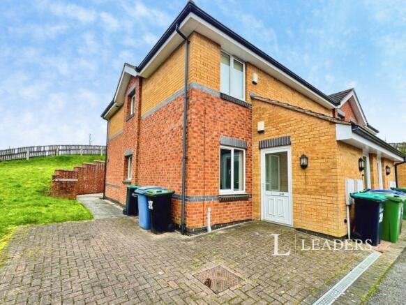 1 bed property, in Birkland Street, £70,000