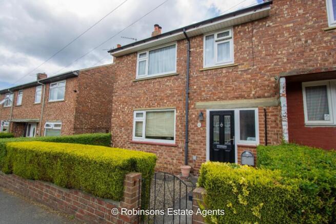2 bed property, in Wakenshaw Road, £149,950